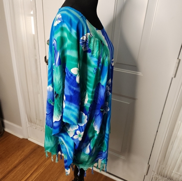 Aloha Fashions Hibiscus Cover Up ONE SIZE - Picture 6 of 7